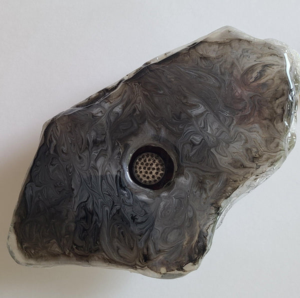 Vase floral zen IKBANA, en résine colorée, art japonais, fait main au Québec / IKBANA zen floral vase, in colored resin, Japanese art, hand made in Quebec